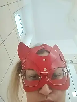 blondaf online show from April 2026 06:35:02 AM