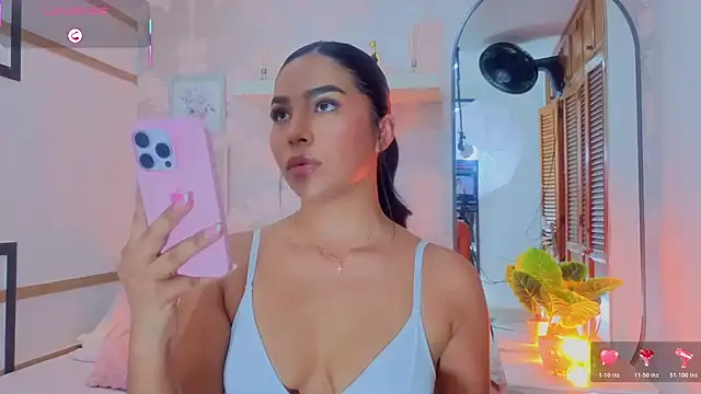 CharlotteGraay online show from April 2026 07:53:01 PM