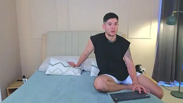 mr danni online show from June 2026 07:45:01 PM