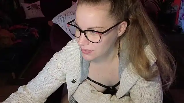 Miss luxiole online show from January 2026 07:34:02 AM