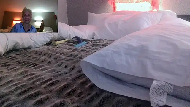 AQuickPhyx online show from January 2025 11:15:02 AM