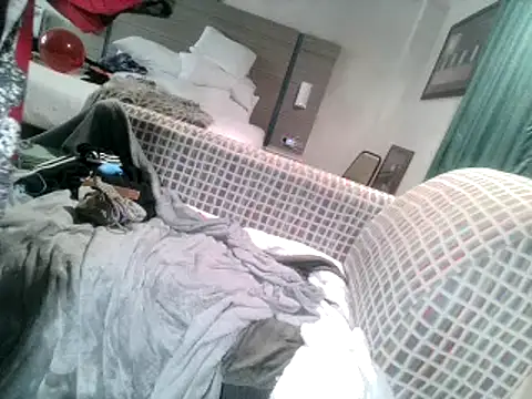 AQuickPhyx online show from February 2025 03:33:01 AM