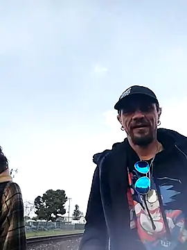 AQuickPhyx online show from March 2025 11:50:02 PM