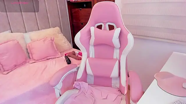 tamy xoo online show from September 2025 03:45:02 PM