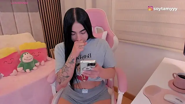 tamy xoo online show from October 2025 04:17:02 PM