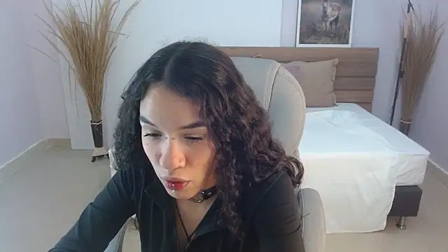 ilitzy cardona online show from May 2026 03:53:01 PM