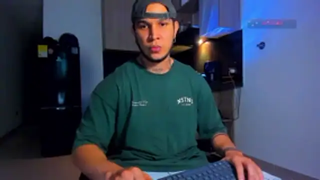 austinoficial online show from April 2026 12:46:02 AM