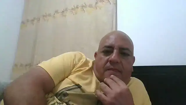 Sr JakoXXXX online show from November 2025 02:33:01 AM