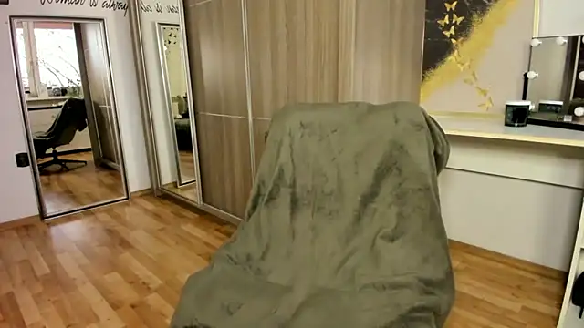 Snapshot of CzaR_Zmyslowosc chatting on March 2026 04:51:01 PM CzaR Zmyslowosc online show from March 2026 04:51:01 PM