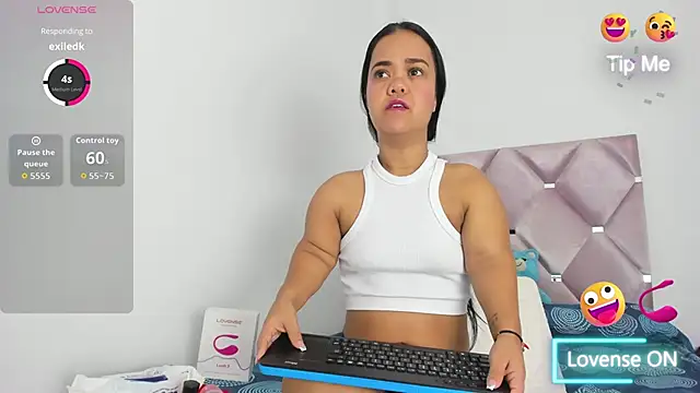 AnieRey online show from March 2026 12:10:02 PM