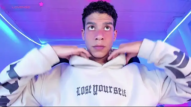 Ethan Boyy online show from April 2026 07:26:01 PM