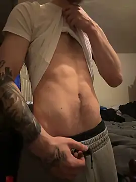 mr-valentinexxx online show from March 2025 11:39:01 PM