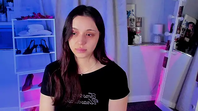 Sahara Shields online show from March 2026 07:30:02 AM