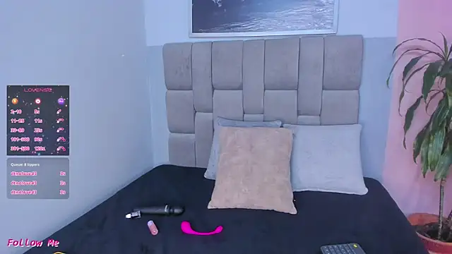 Snapshot of janna_lopez_ chatting on December 2025 12:01:02 PM janna lopez online show from December 2025 12:01:02 PM