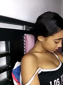 Zoe Sweett18 online show from March 2026 12:56:02 PM