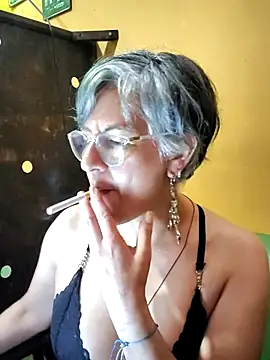 ilonna2025 online show from June 2026 10:43:02 PM