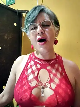 ilonna2025 online show from June 2026 11:24:02 PM