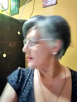 ilonna2025 online show from June 2026 11:19:01 PM