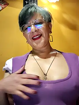 ilonna2025 online show from July 2026 10:38:02 PM