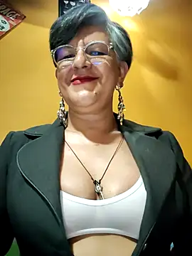 ilonna2025 online show from July 2026 10:23:01 PM