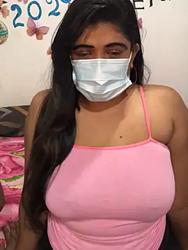 Snapshot of Lovely_WINDI chatting on January 2026 11:18:01 PM Lovely WINDI online show from January 2026 11:18:01 PM