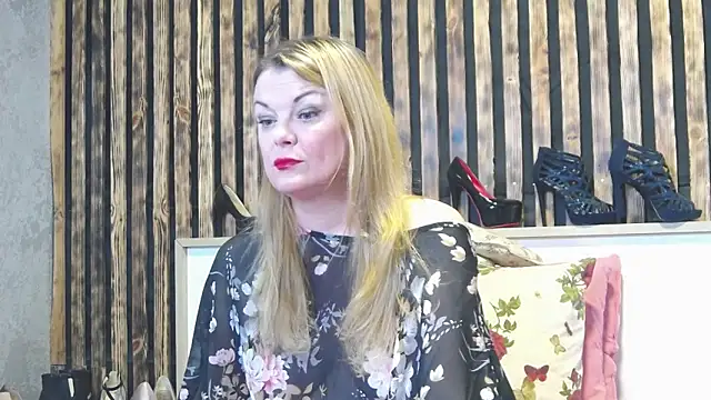 Kisi Lovi online show from June 2026 03:42:01 AM