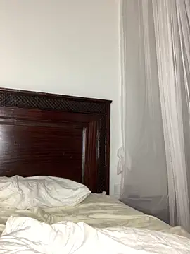 madell online show from October 2025 02:23:02 AM