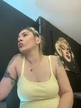 viktoria davis  online show from February 2026 09:44:01 PM