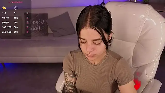 Nicole Foxx  online show from March 2026 07:52:02 PM