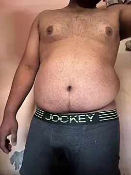 Snapshot of hireom55 chatting on February 2026 07:23:01 AM hireom55 online show from February 2026 07:23:01 AM