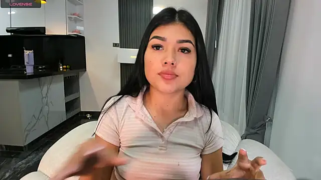 1lubonnie online show from February 2025 04:58:02 AM