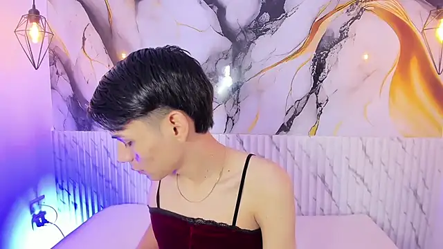 JackeOwens online show from November 2025 12:05:02 PM