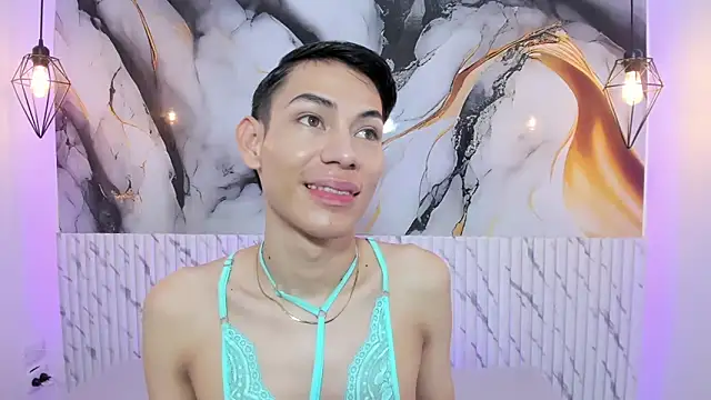 JackeOwens online show from December 2025 12:00:01 PM