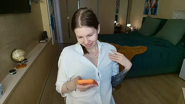ReginaSparkle online show from May 2026 07:04:02 AM