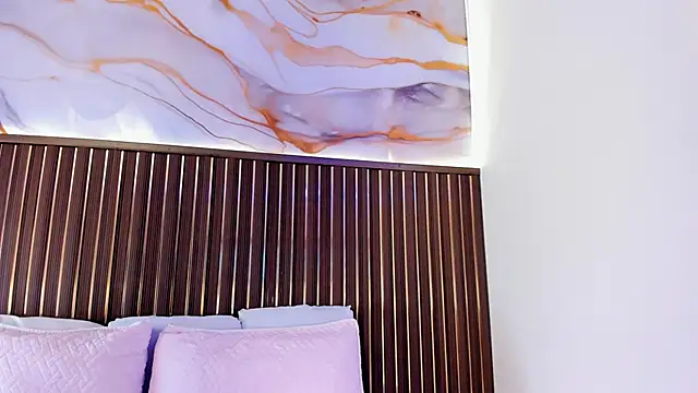 elevensky online show from December 2025 07:53:01 PM