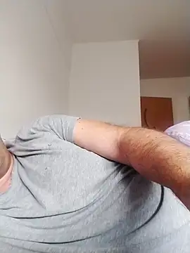 Snapshot of ALEX19833 chatting on March 2026 10:48:02 AM ALEX19833 online show from March 2026 10:48:02 AM