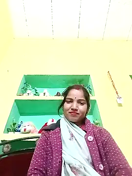 Bhuvi Bedi online show from February 2025 01:32:01 PM