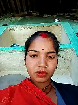 Bhuvi Bedi online show from February 2025 05:19:01 AM