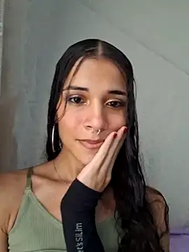 novinhatransexy online show from June 2026 05:59:01 PM