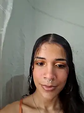 novinhatransexy online show from June 2026 05:36:01 PM