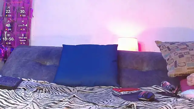 izan 20 online show from November 2025 09:25:01 AM