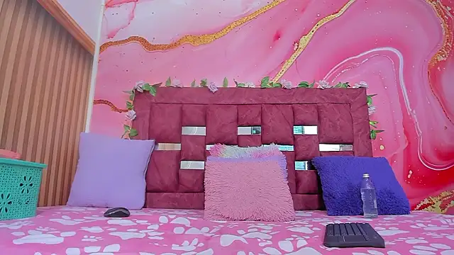 scarlett  evans  online show from March 2026 06:34:02 PM