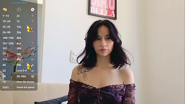 Snapshot of GerberaBlooms77 chatting on February 2025 04:11:02 PM GerberaBlooms77 online show from February 2025 04:11:02 PM