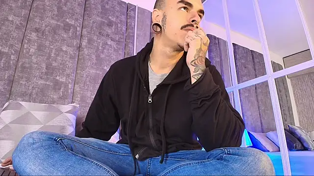 kaletattoo online show from April 2026 11:10:01 AM