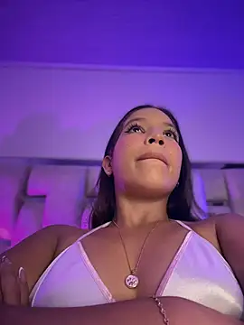 Snapshot of Ximena__1 chatting on February 2026 04:54:01 AM Ximena 1 online show from February 2026 04:54:01 AM