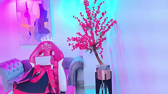 Milu ballmer online show from January 2026 06:33:01 PM