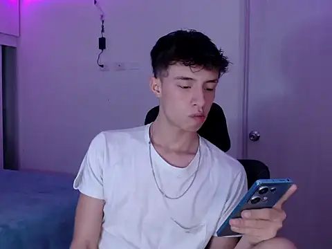 Juanmres online show from March 2026 07:53:01 PM