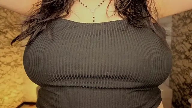 Hela v online show from April 2026 01:03:01 PM