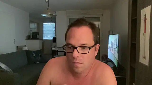 Funnyjul31 online show from June 2026 04:11:02 PM