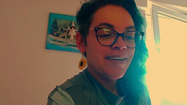 Ju-Hot online show from March 2026 01:25:01 PM